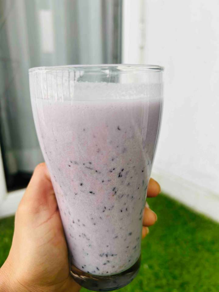 Blueberry banana protein smoothie 