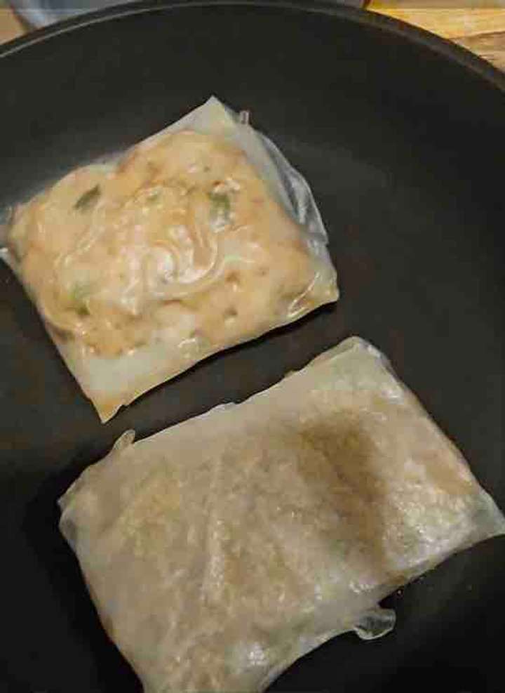 Chicken momo