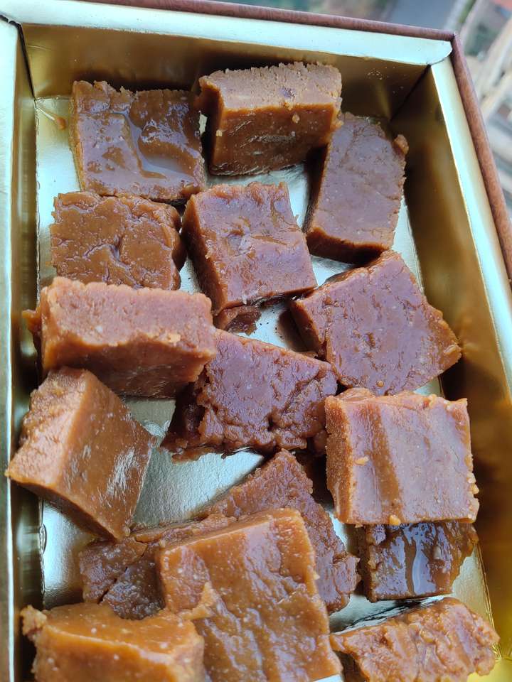 Peanut burfee (no ghee)