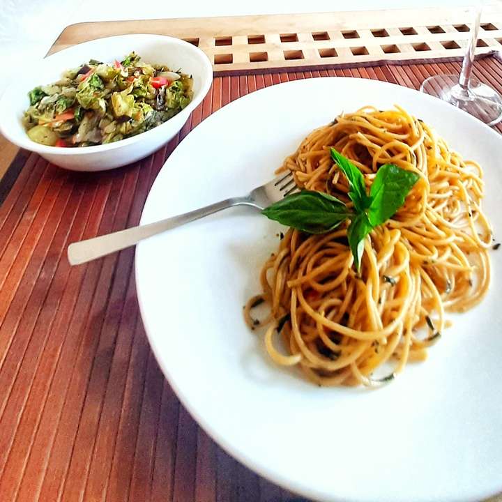 Whole Wheat Spaghetti Aglio Olio with Greens on the side 