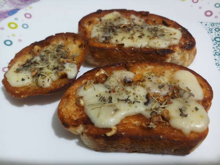 Garlic bread 