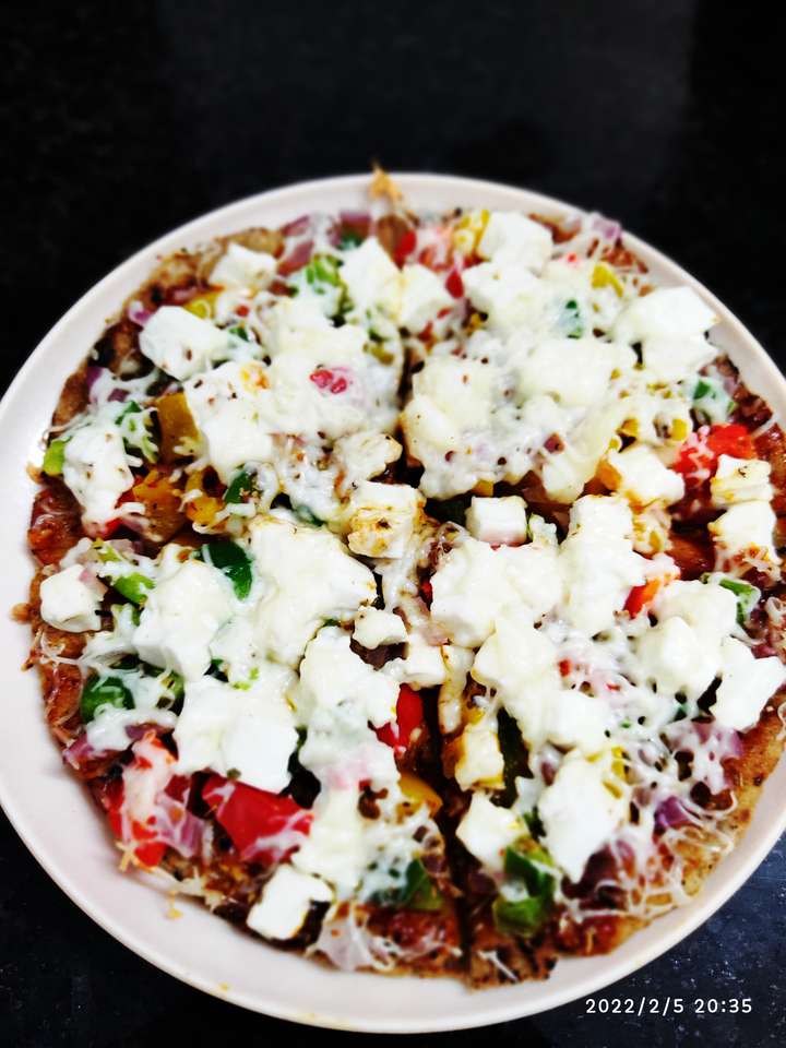 MilPan Pizza