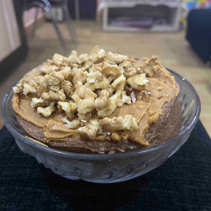 WALLNUT RICH MILK PROTEIN PEANUT BUTTER CAKE