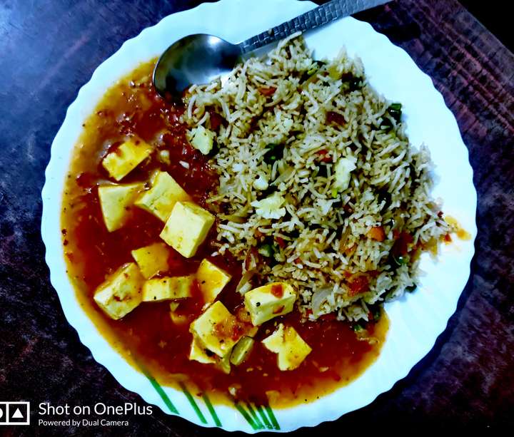 Paneer in Schezwan Sauce and Veg Fried Rice