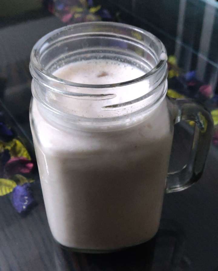Pre-workout/ Breakfast smoothie 🌸