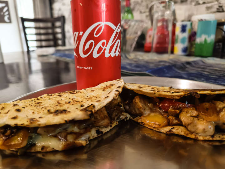 Roti Pizza Pockets