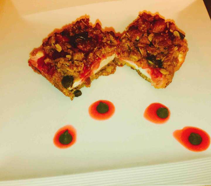 Yogurt Raspberry Sandwich 