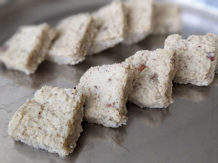 Khopra Pak (Coconut Burfi)