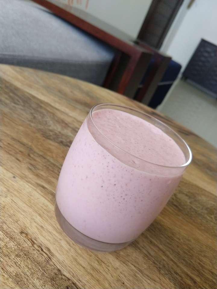strawberry lassi 