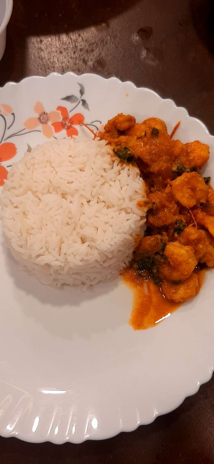 Prawn curry with rice