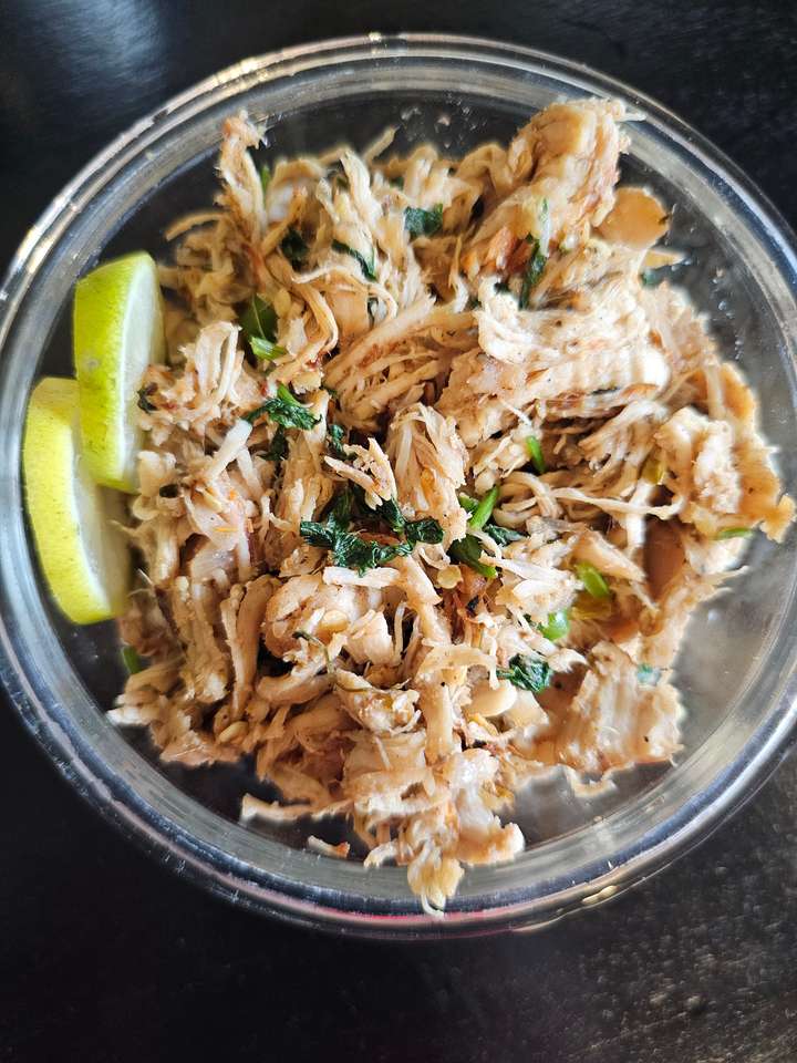 Ginger garlic shredded chicken