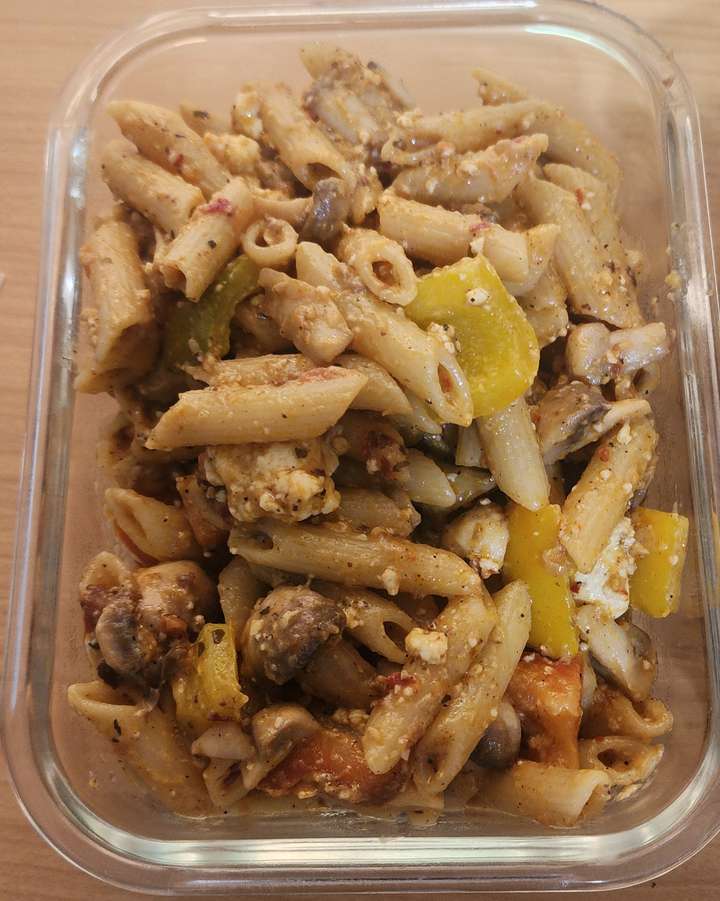 Mushroom Paneer Pasta in Red Sauce