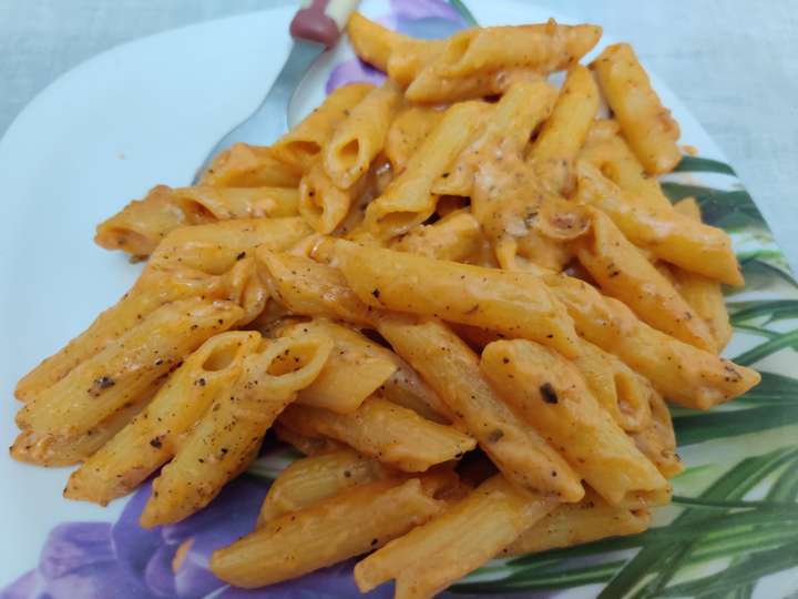 Penne Cheese Tomato Pasta