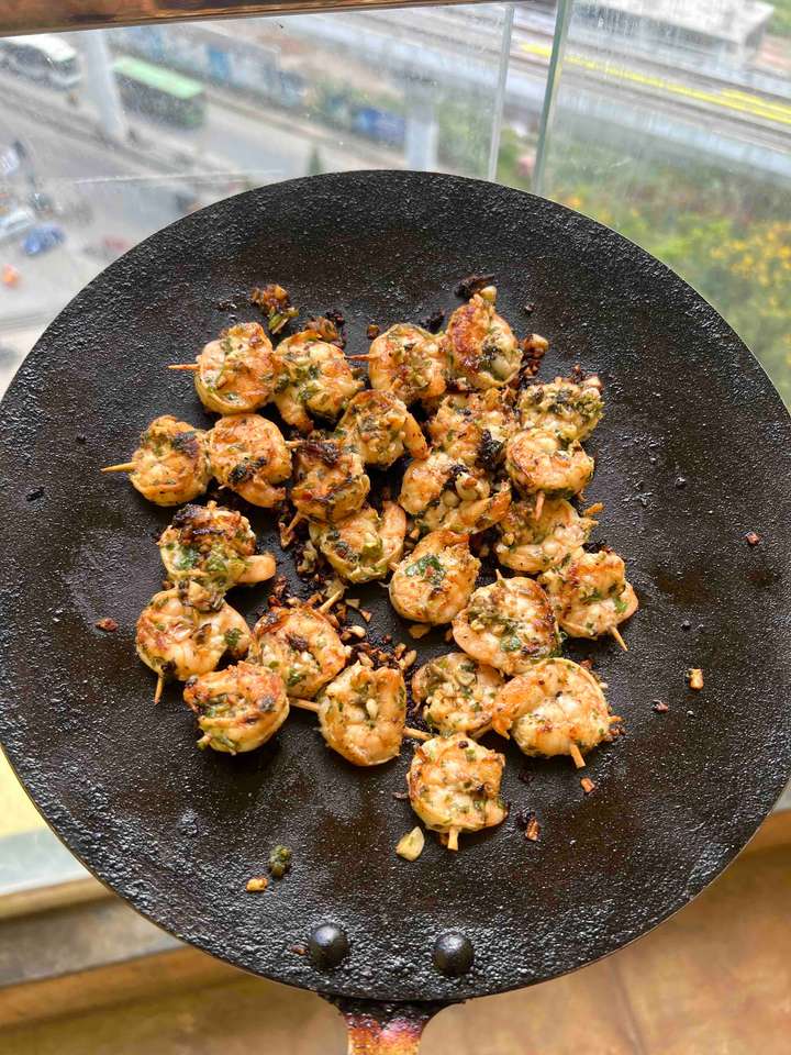 Garlic-Ky Prawns
