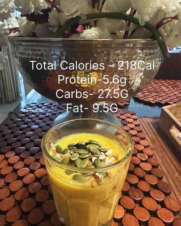 mango smoothie/ mango lassi 