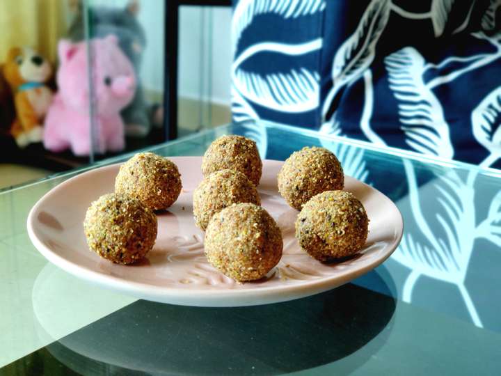 Nutrition filled Oats Laddoo