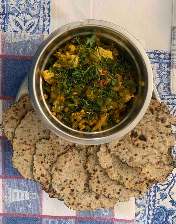 mix veg with soya meethi roti