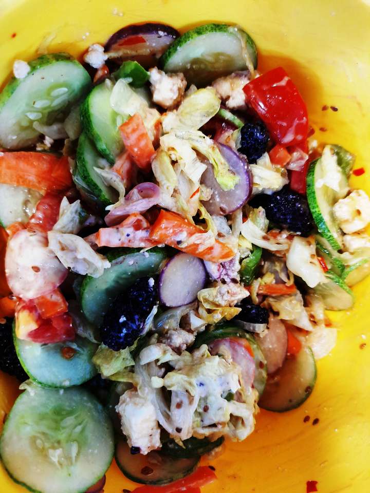 Paneer Berry Salad (Serves 2)