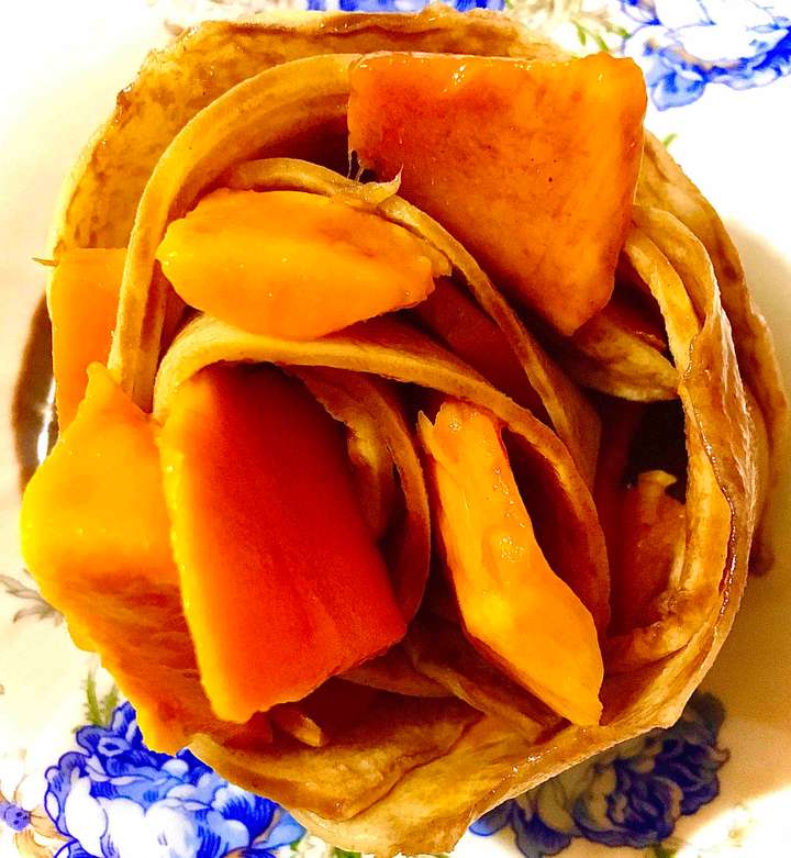 Choco-Mango stuffed crepes 