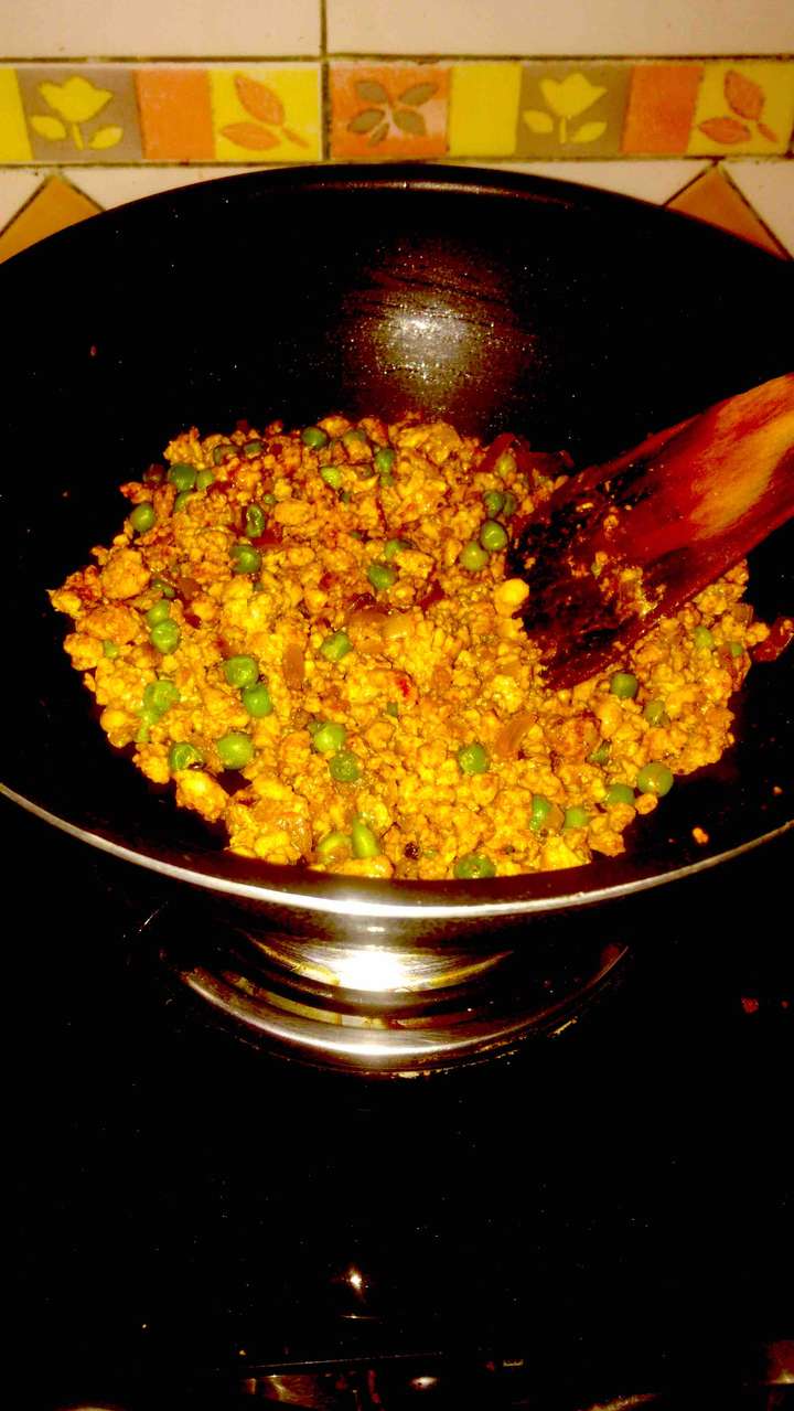 Chicken keema mutter
