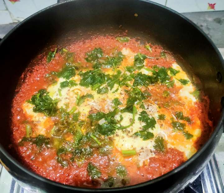 Italian pocher egg,shakshauka 