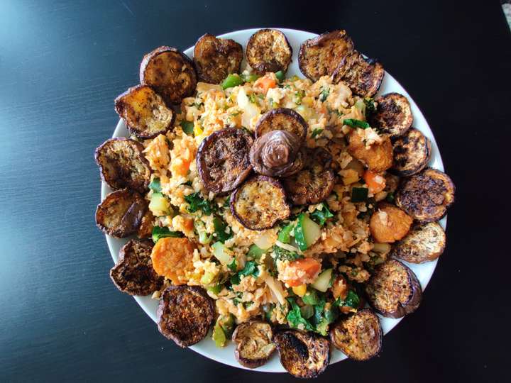 Cauliflower rice with soya chunks