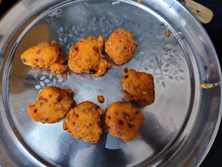 chatpata moong dal bhajiya