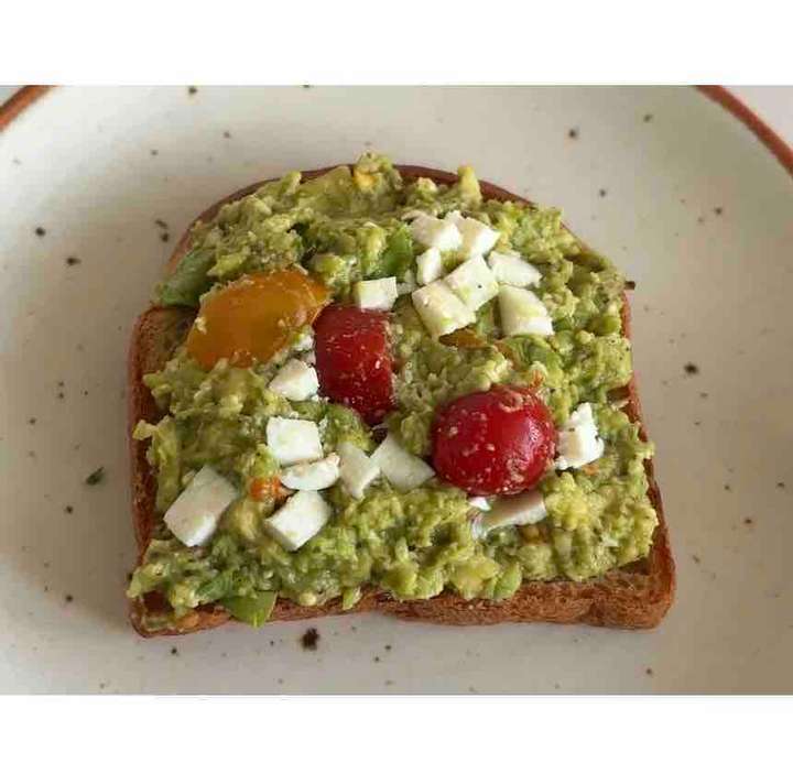 Avo toast veg 