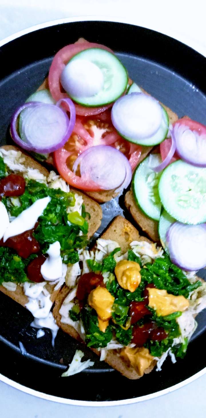 chiken palak sandwich