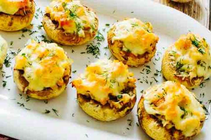 Baked Stuffed mushrooms (serves 2)