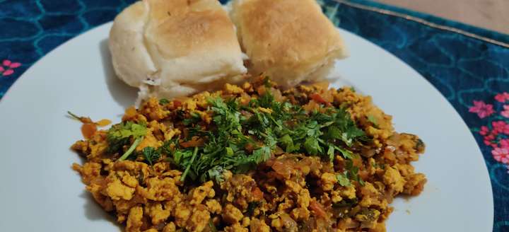 Chicken keema and pao🤤