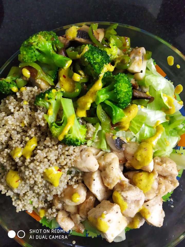 chicken quinoa salad