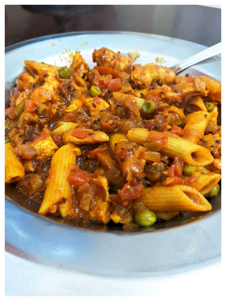 Tangy Chicken Pasta