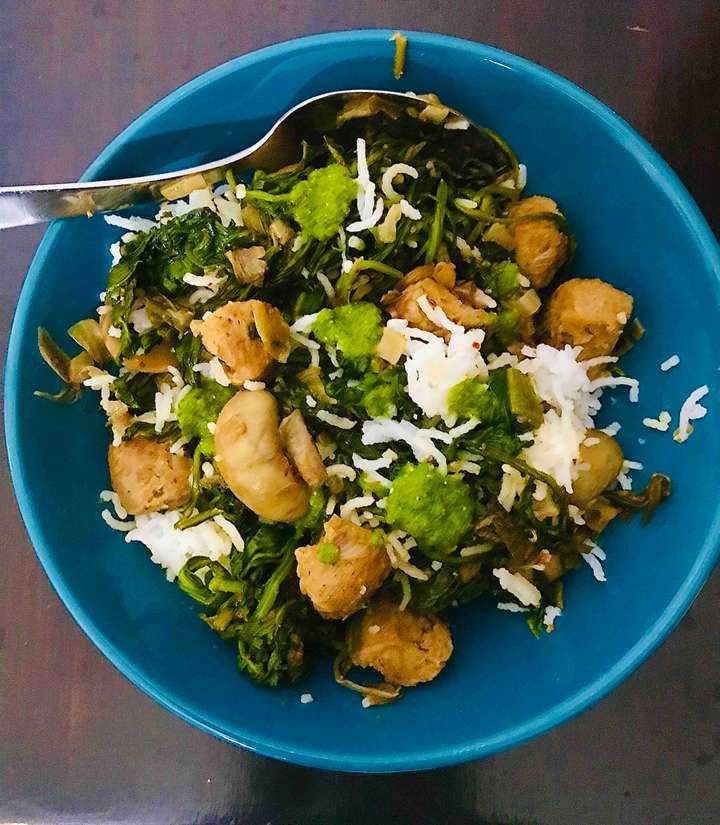 Steam rice with sauté veggies 