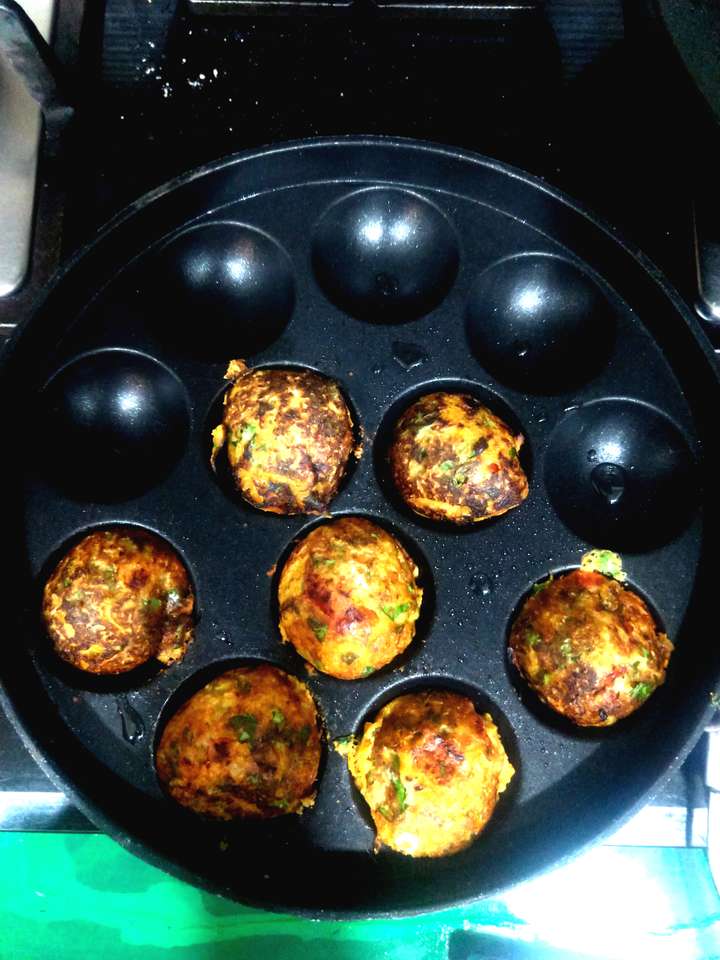 Oats-Rawa (suji) appam