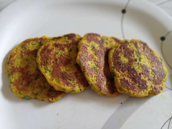 Cauliflower potato fritters 