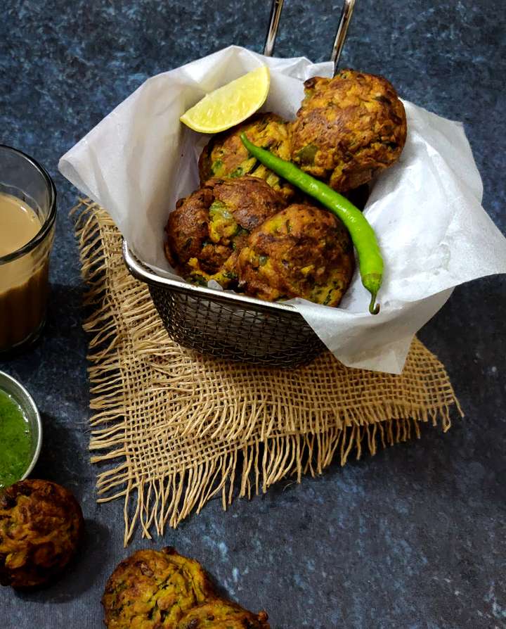 Chickpea flour fritters (aka Besan ke pakode)