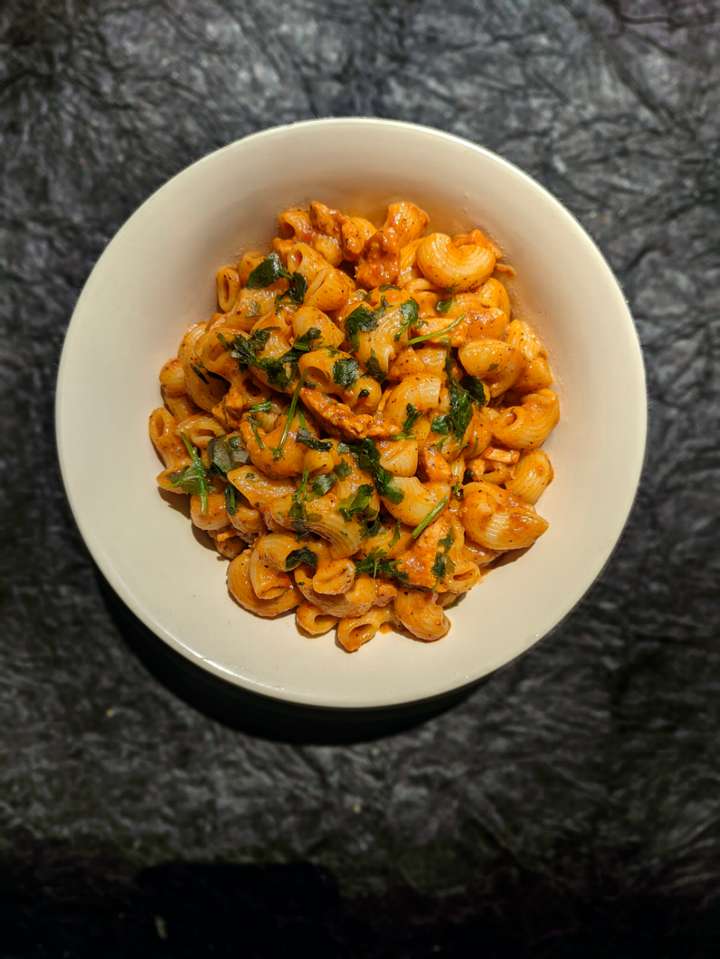 Easy-Peasy Roasted Pepper Pasta