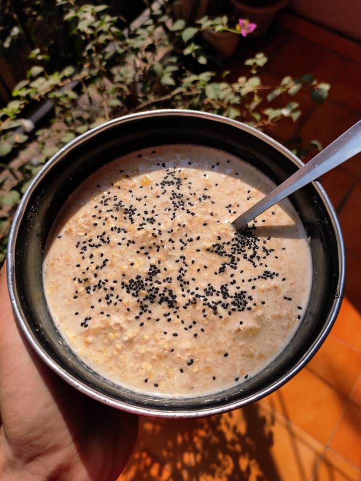 Banana Proats (5 minute recipe) (4 ingredients only!)