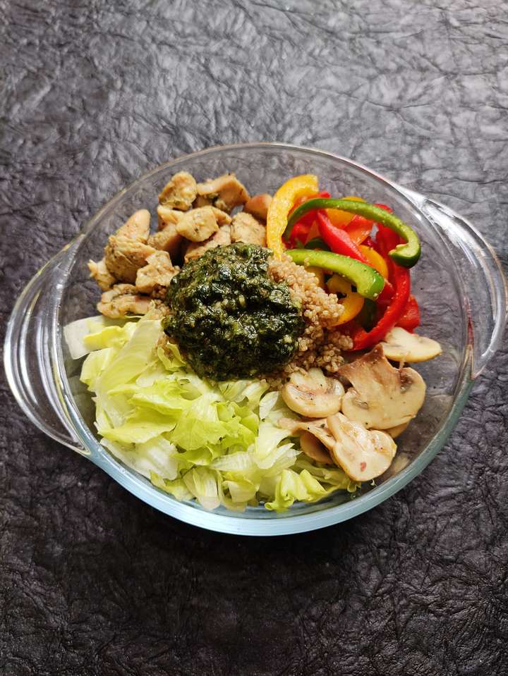 Salad With PESTO DRESSING!!
