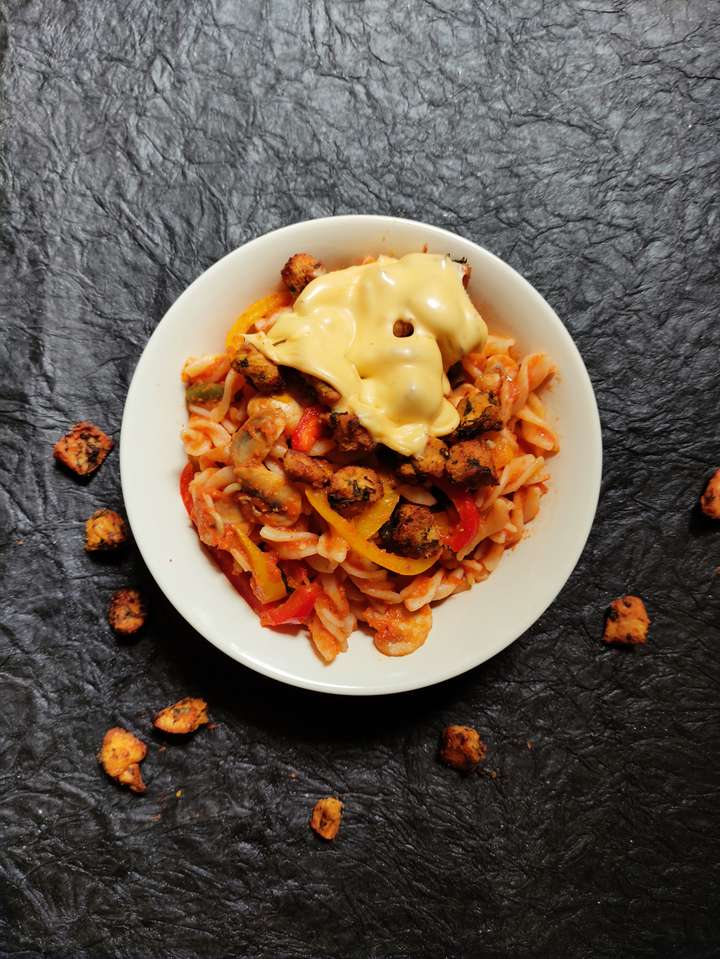 Red Sauce Pasta With Crunchy Lemon Coriander Chicken (Easy & super delicious!)