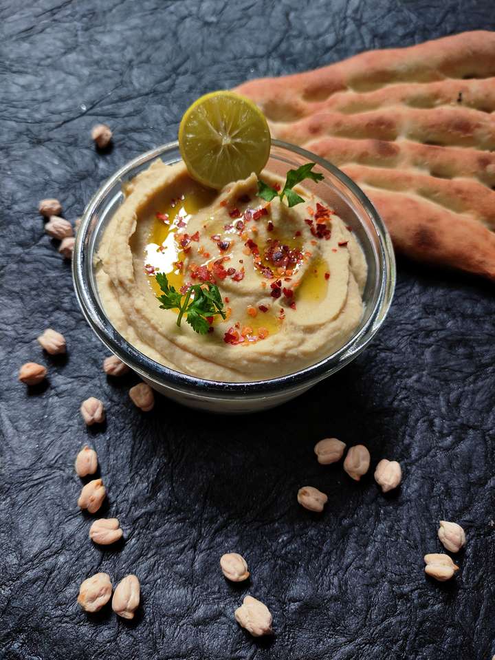 Hummus (High Protein! Good fats!)