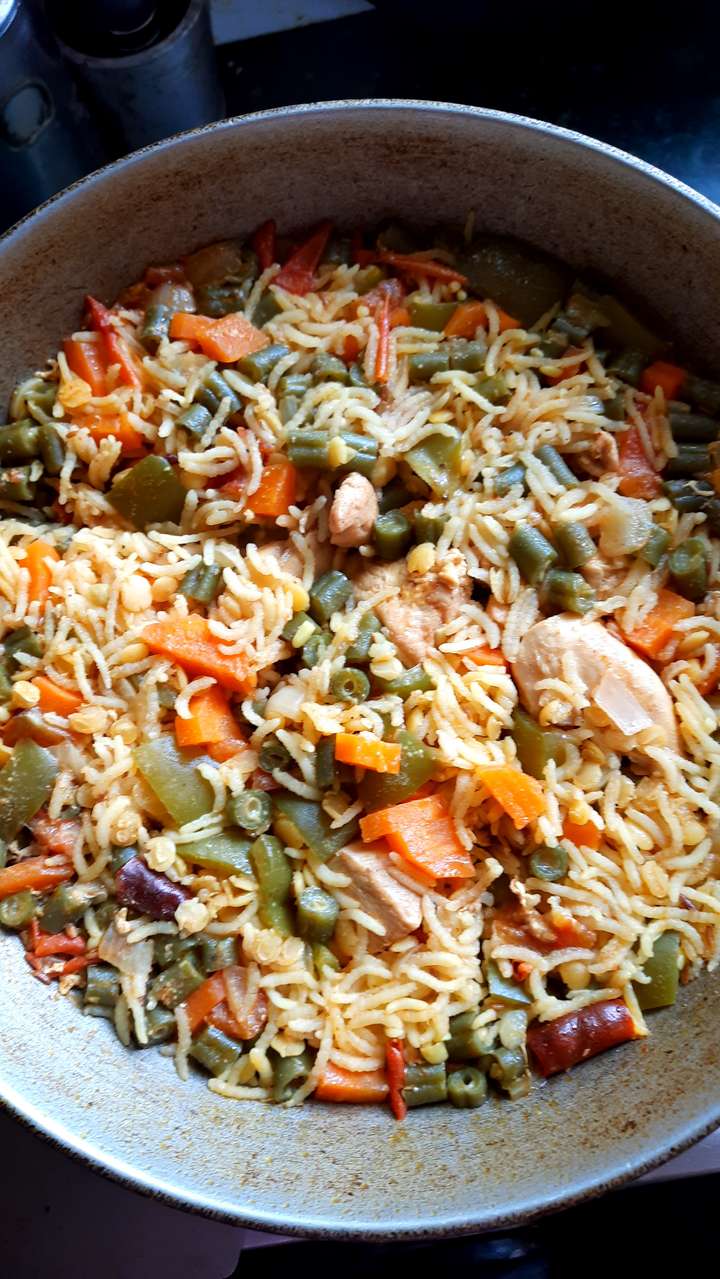 Chicken/Veg Biryani Combo