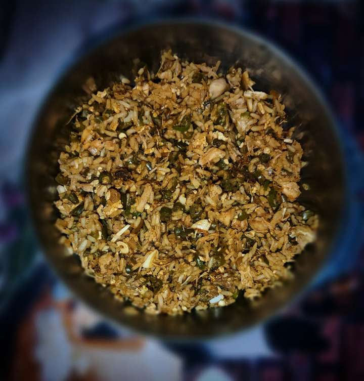Egg Chicken Fried (Tossed 🤔) Rice