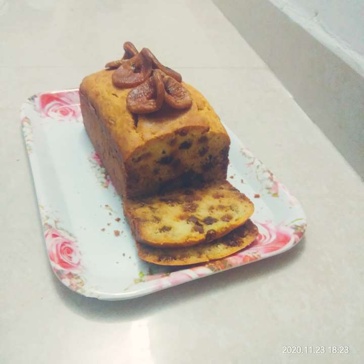 Fig Cardamom Cake  