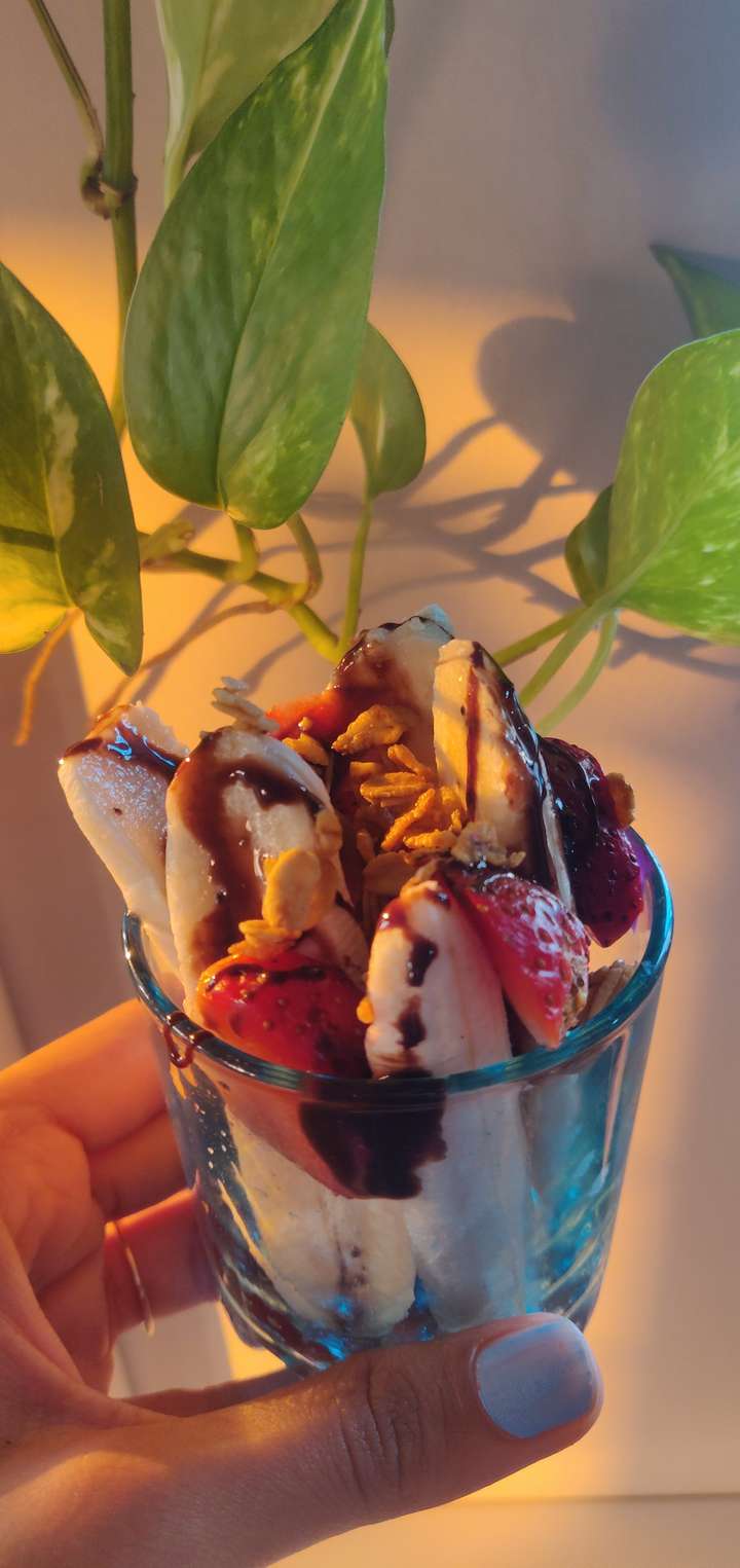 Banana split jar 