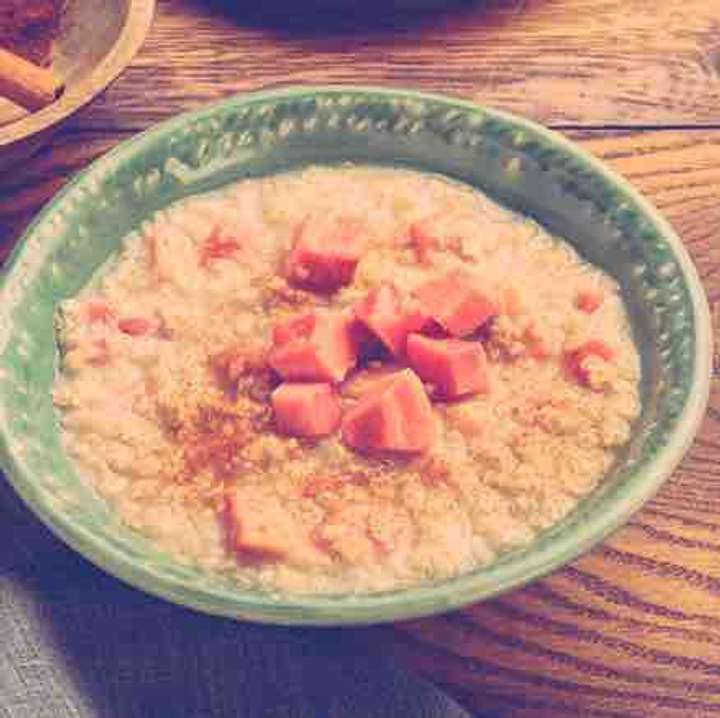 cinnamon guava oatmeal