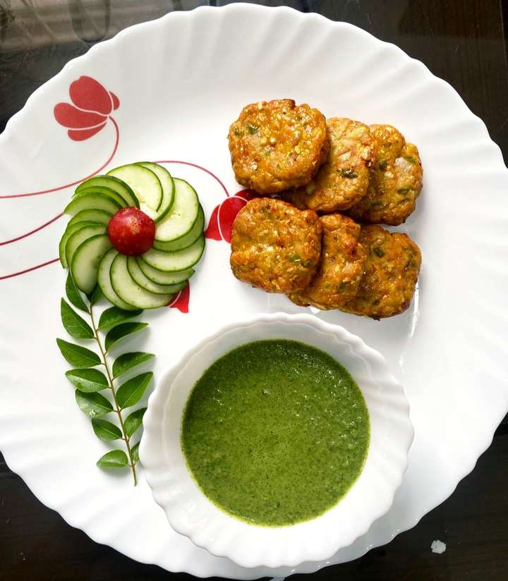 Air fried chicken patties #FITTRMasterchef  

Air fried chicken patties and pudina chutney