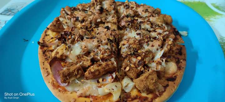 Chicken pizza