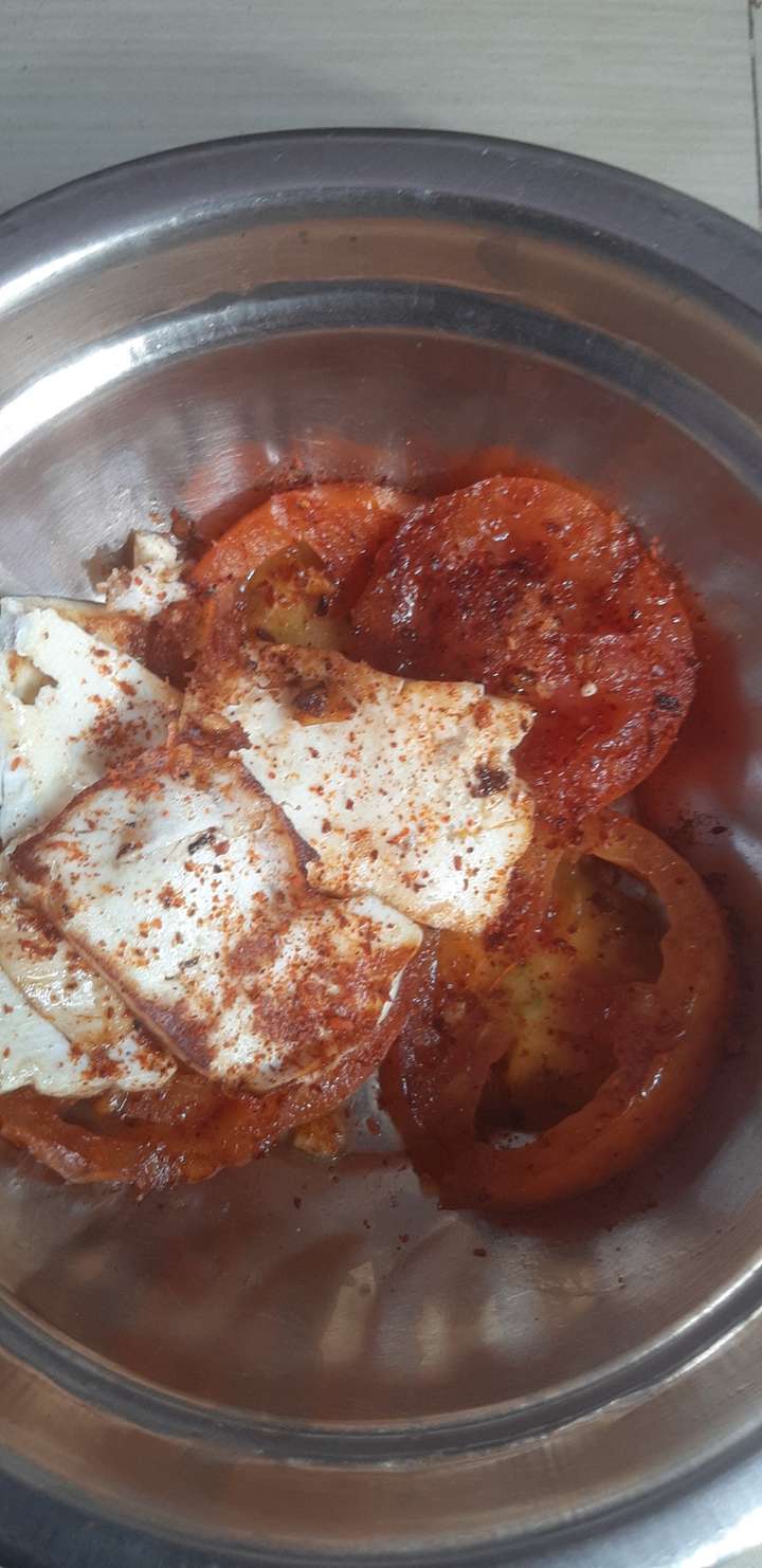 paneer with tamato 